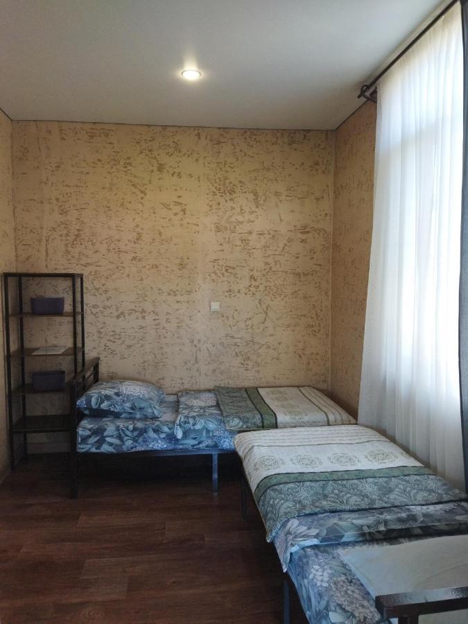 Гостевой Дом Ксения 호텔 수쿰 외부 사진